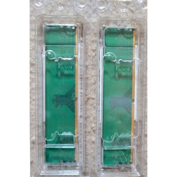 2-Pack Crucial 4GB Single DDR4 2133 MT/s (PC4-17000) SR x8 Unbuffered DIMM - Picture 3 of 6